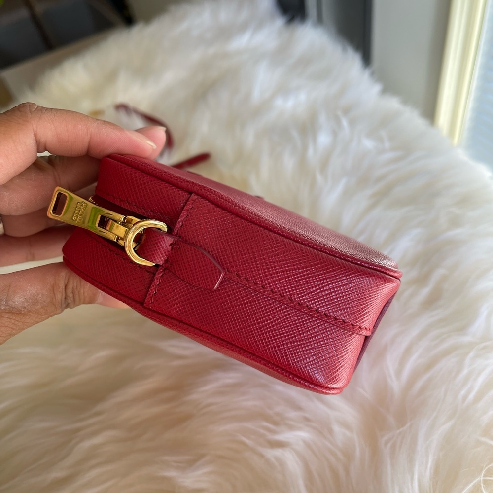 PRADA Safiano Crossbody - Picture 13 of 16